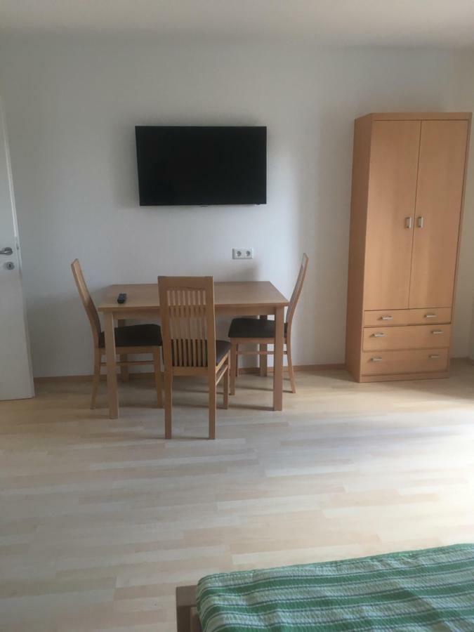 Privatzimmer Wagner Leoben  Esterno foto